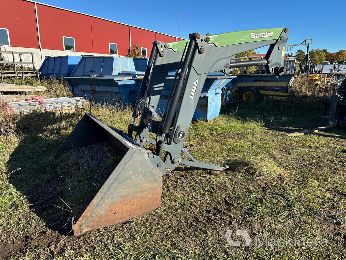 Frontlastare Ålö Quicke Q46 med skopa - Другая техника: фото 1 Frontlastare Ålö Quicke Q46 med skopa - Другая техника: фото 1