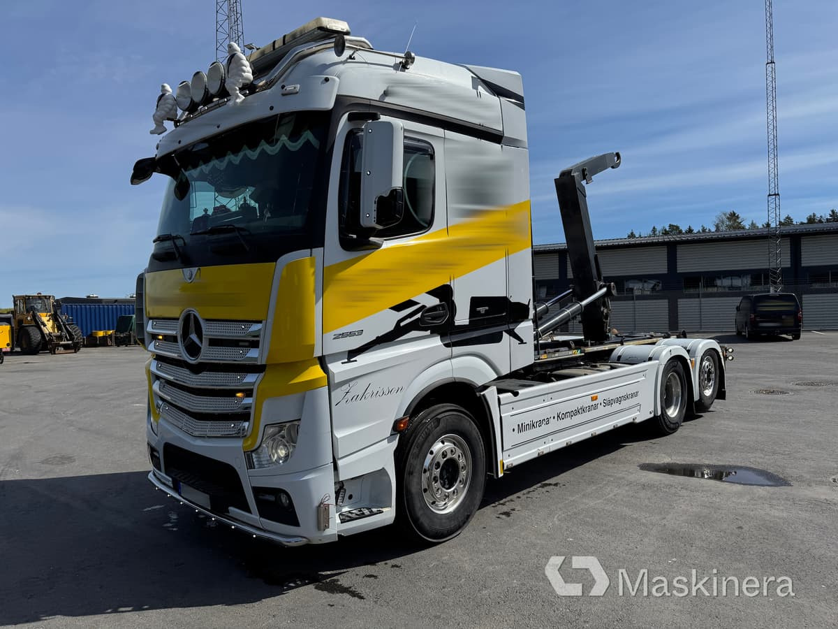 Lastväxlare Mercedes-Benz Actros - Другая техника: фото 1 Lastväxlare Mercedes-Benz Actros - Другая техника: фото 1