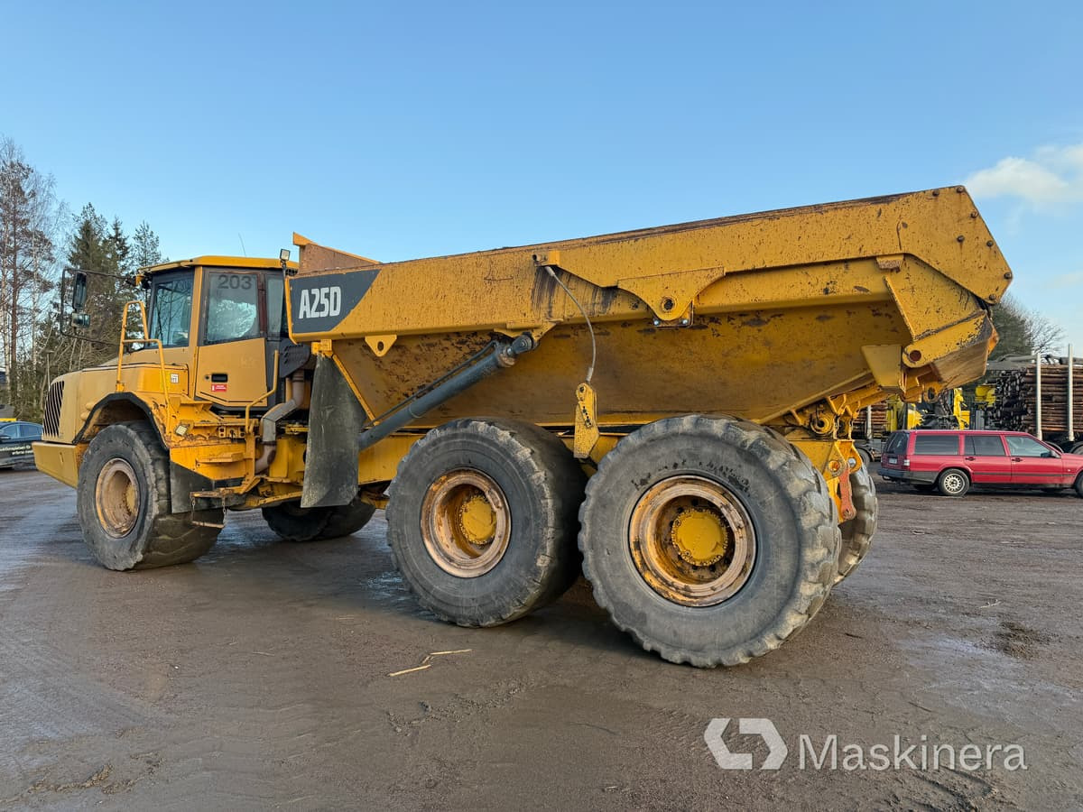 Dumper Volvo A25D 6X6 - Сочленённый самосвал: фото 4 Dumper Volvo A25D 6X6 - Сочленённый самосвал: фото 4