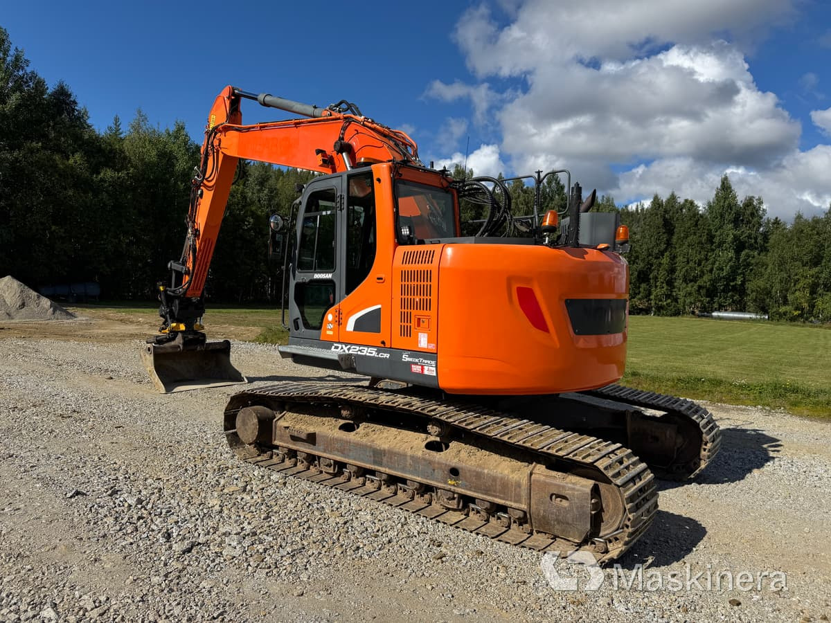 Grävmaskin Doosan DX235LCR-5 - Гусеничный экскаватор: фото 3 Grävmaskin Doosan DX235LCR-5 - Гусеничный экскаватор: фото 3