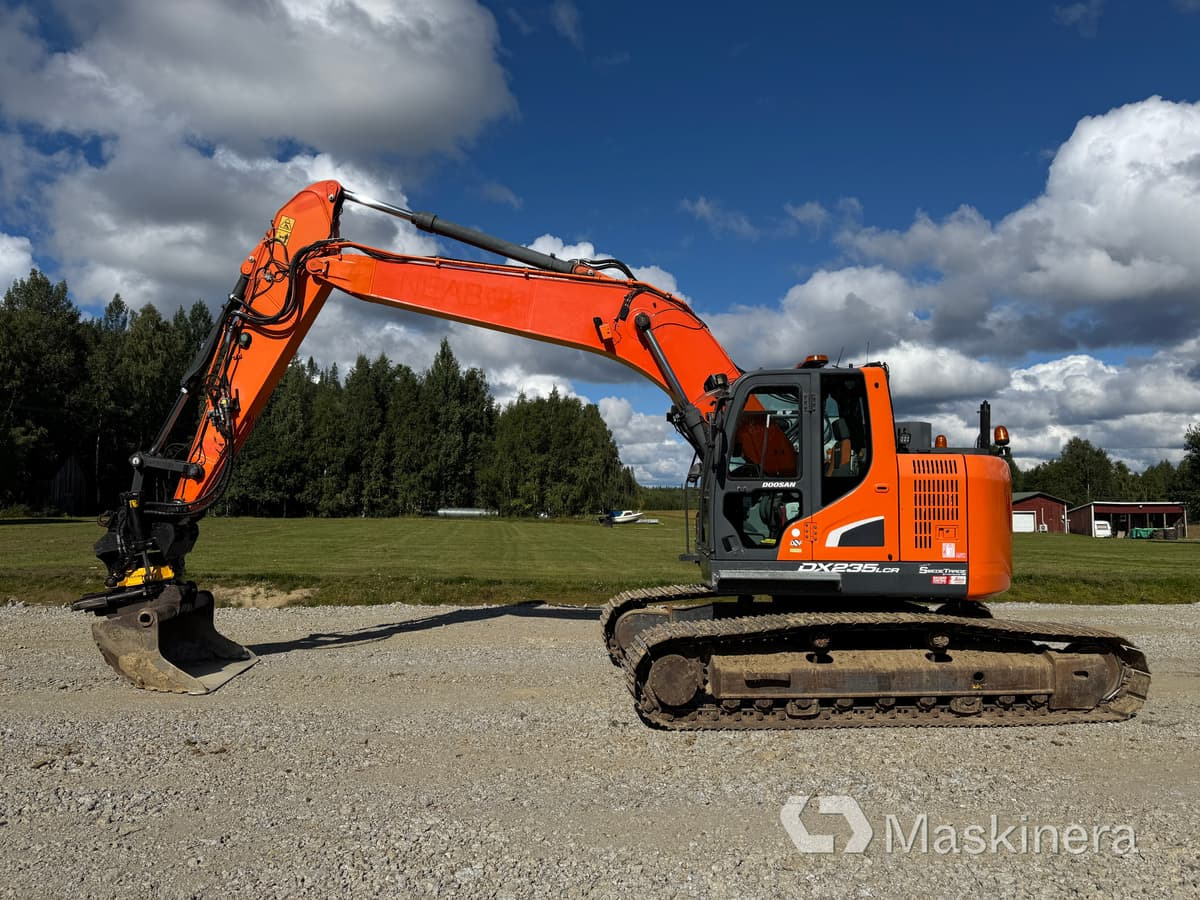 Grävmaskin Doosan DX235LCR-5 - Гусеничный экскаватор: фото 2 Grävmaskin Doosan DX235LCR-5 - Гусеничный экскаватор: фото 2