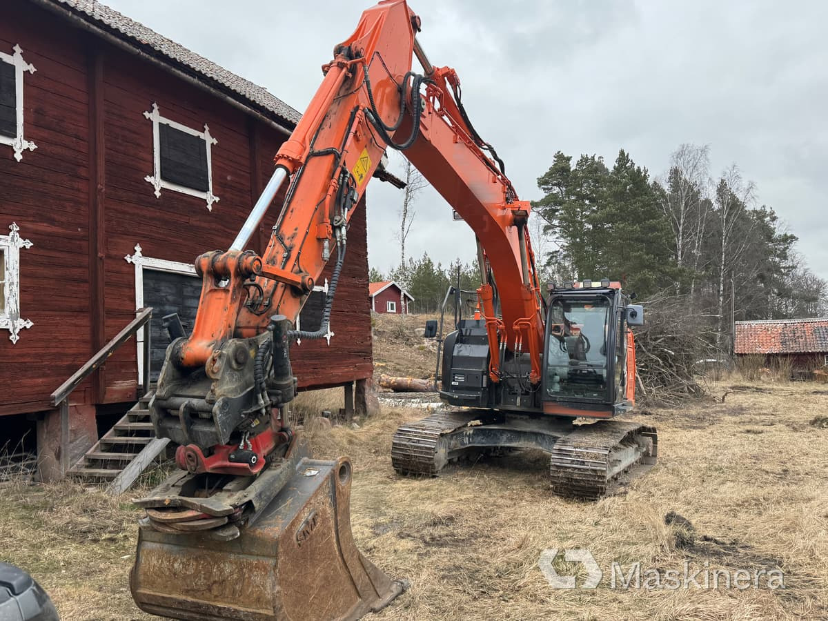 Grävmaskin Hitachi ZX225USLC-5B med redskap - Гусеничный экскаватор: фото 2 Grävmaskin Hitachi ZX225USLC-5B med redskap - Гусеничный экскаватор: фото 2