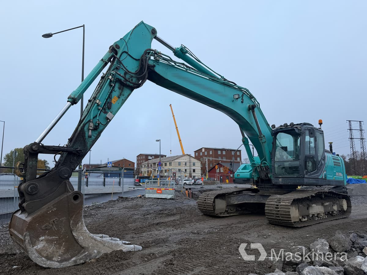 Grävmaskin Kobelco SK260LC-10 - Гусеничный экскаватор: фото 1 Grävmaskin Kobelco SK260LC-10 - Гусеничный экскаватор: фото 1