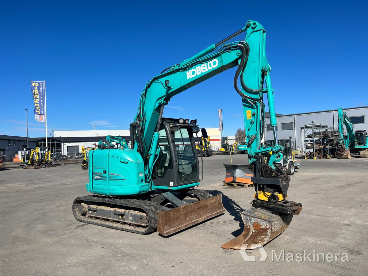 Grävmaskin Kobelco SK75SR-3E - Гусеничный экскаватор: фото 3 Grävmaskin Kobelco SK75SR-3E - Гусеничный экскаватор: фото 3