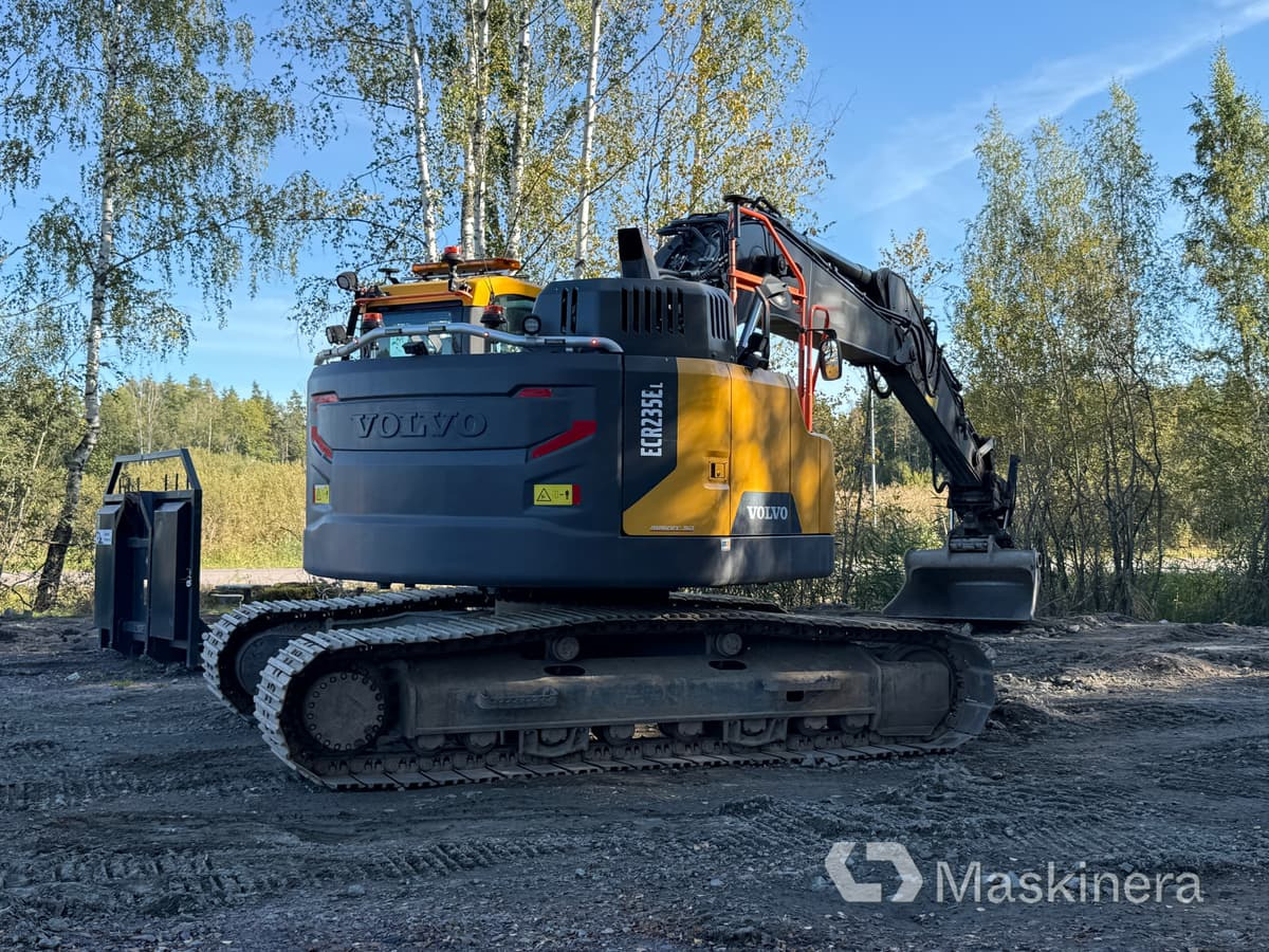 Grävmaskin Volvo ECR235EL - Гусеничный экскаватор: фото 2 Grävmaskin Volvo ECR235EL - Гусеничный экскаватор: фото 2