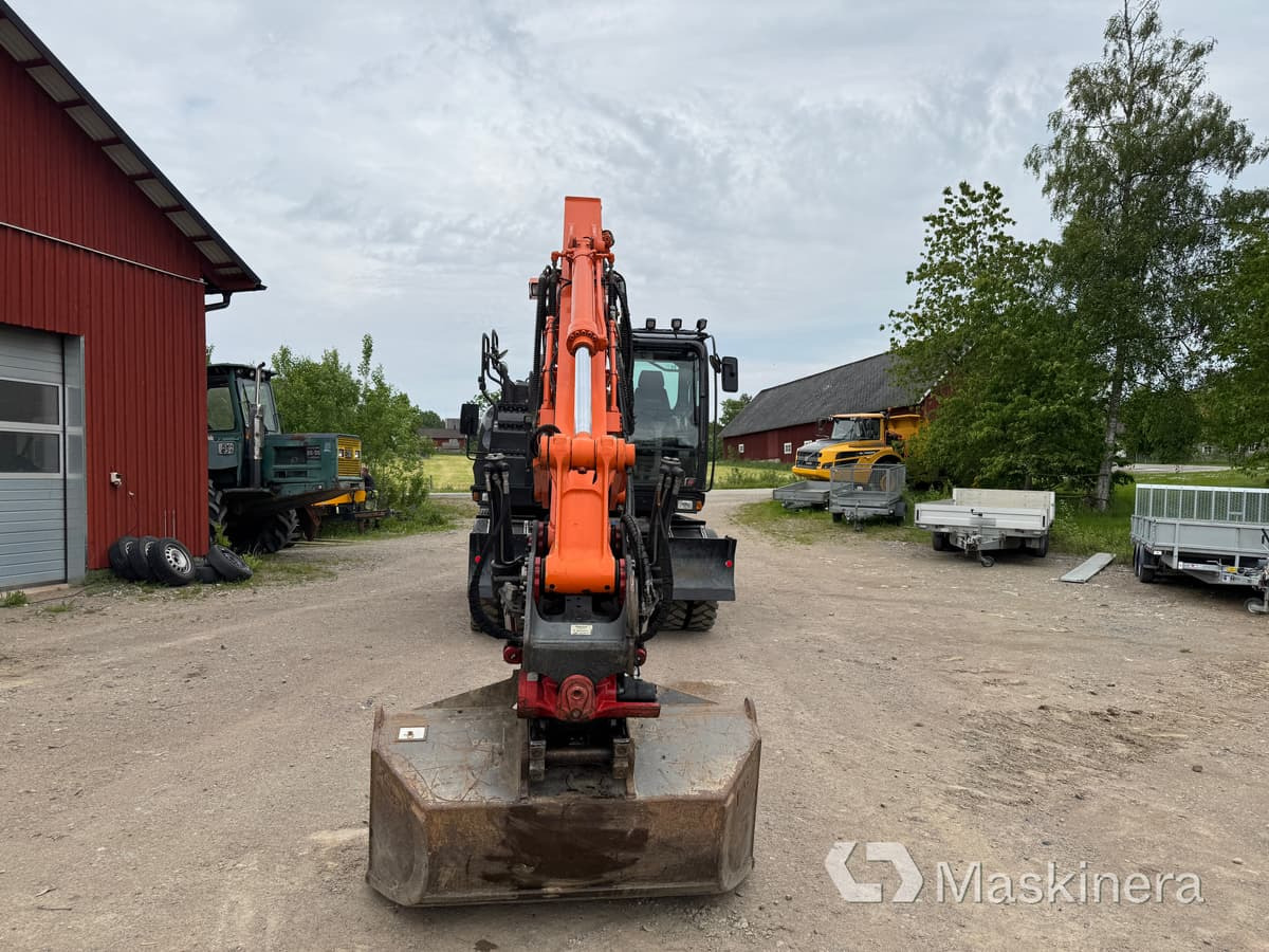 Hjulgrävare Hitachi Zaxis 140W med redskap - Гусеничный экскаватор: фото 2 Hjulgrävare Hitachi Zaxis 140W med redskap - Гусеничный экскаватор: фото 2