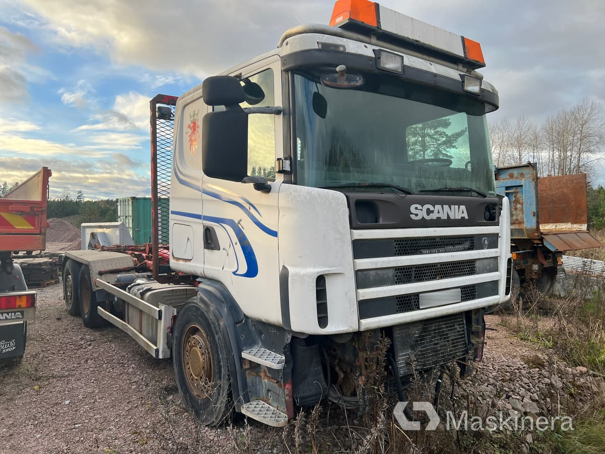 Lastväxlare Scania R124 GB 6X2 (Rep objekt) - Крюковой мультилифт: фото 1 Lastväxlare Scania R124 GB 6X2 (Rep objekt) - Крюковой мультилифт: фото 1