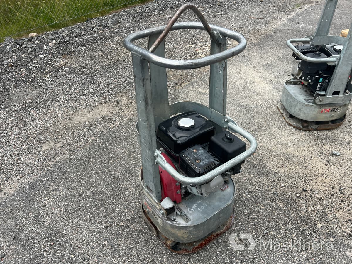Markvibrator Swepac FR85 - Виброплита: фото 3 Markvibrator Swepac FR85 - Виброплита: фото 3