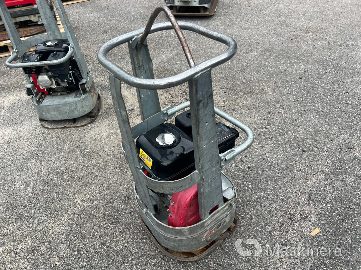 Markvibrator Swepac FR85 - Виброплита: фото 4 Markvibrator Swepac FR85 - Виброплита: фото 4