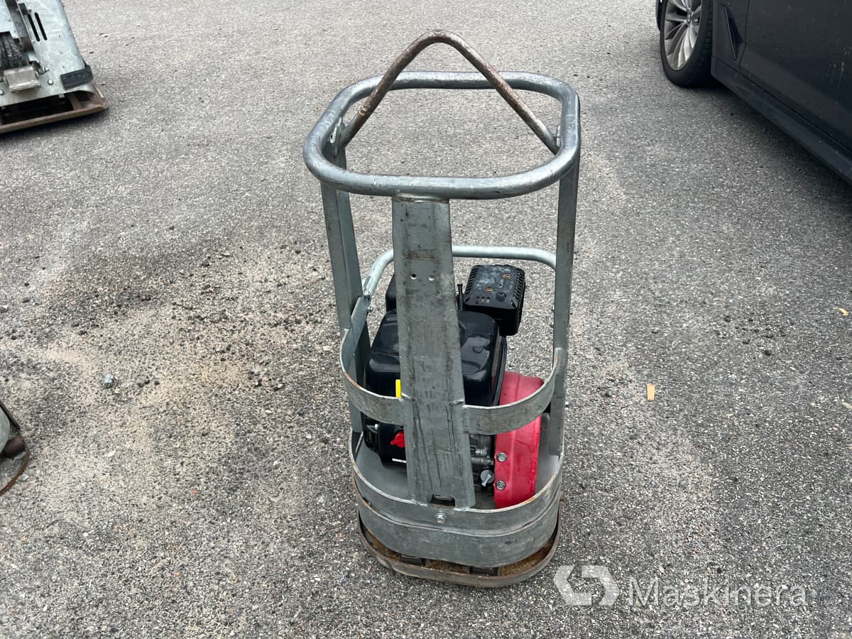 Markvibrator Swepac FR85 - Виброплита: фото 5 Markvibrator Swepac FR85 - Виброплита: фото 5