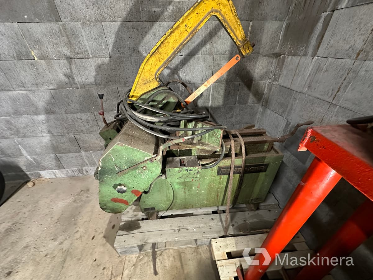 Metallsåg Behringer Super 215 PU4 - Деревообрабатывающий станок: фото 2 Metallsåg Behringer Super 215 PU4 - Деревообрабатывающий станок: фото 2