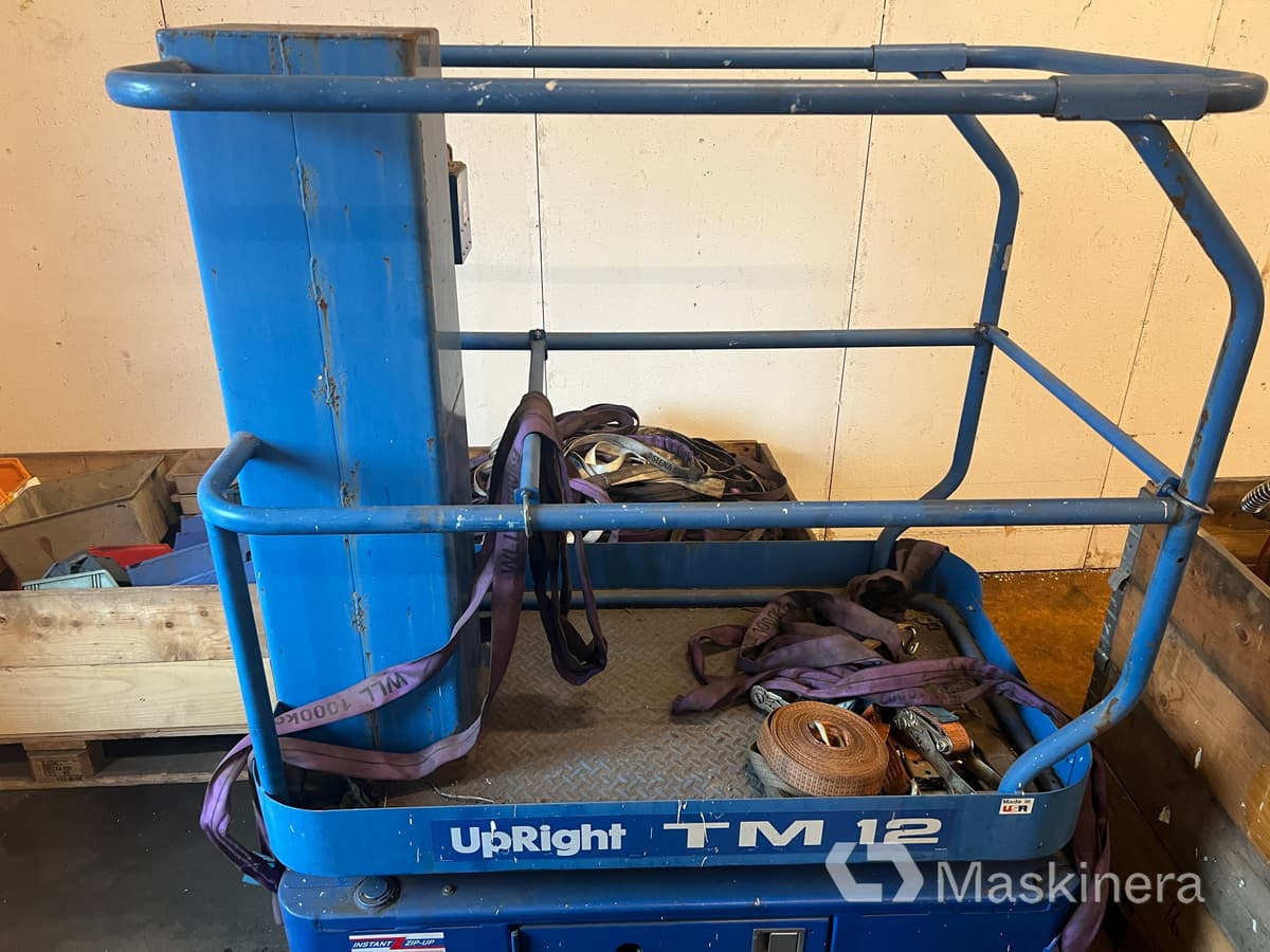 Pelarlift UpRight TM12 - Вертикальный мачтовый подъемник: фото 3 Pelarlift UpRight TM12 - Вертикальный мачтовый подъемник: фото 3