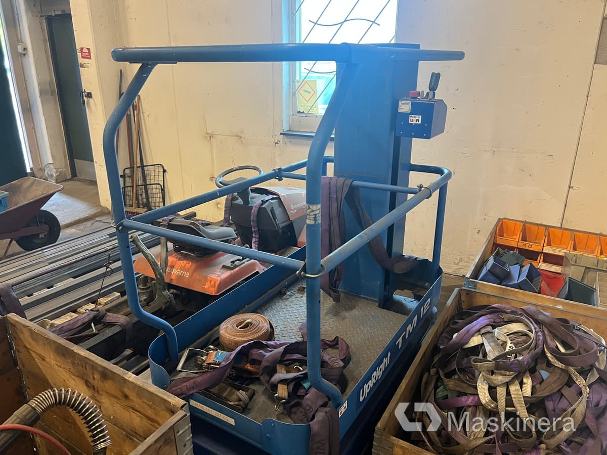 Pelarlift UpRight TM12 - Вертикальный мачтовый подъемник: фото 2 Pelarlift UpRight TM12 - Вертикальный мачтовый подъемник: фото 2