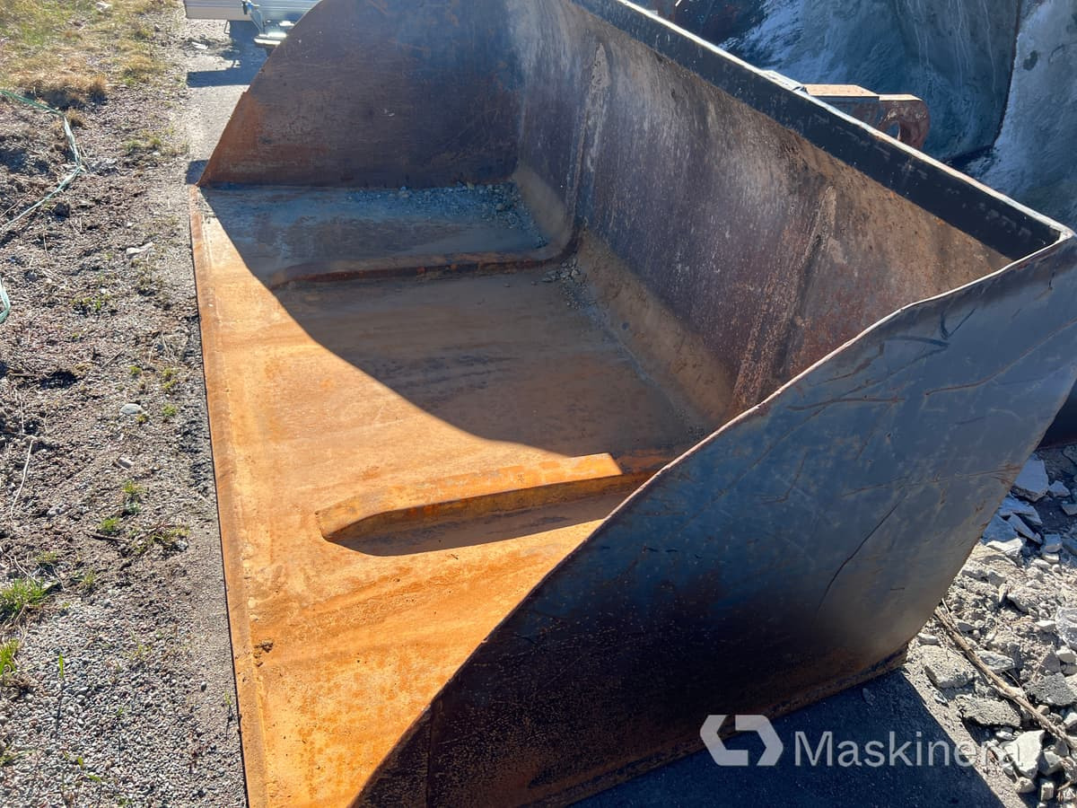 Planskopa Stora-BM - Ковш для погрузчика: фото 3 Planskopa Stora-BM - Ковш для погрузчика: фото 3