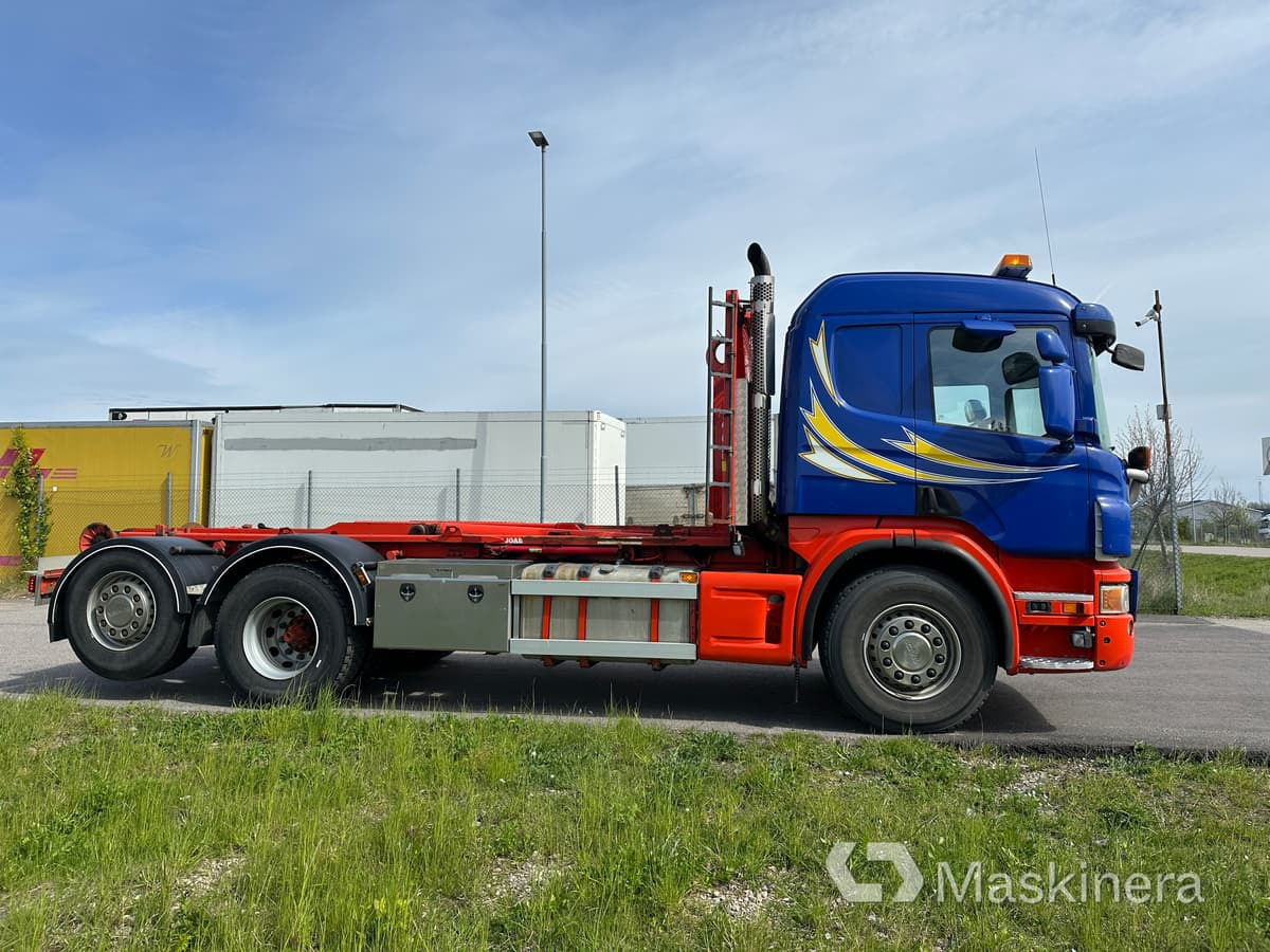 Scania P400LB6X2*4HNB Lastväxlare Scania P400 6X2*4 - Крюковой мультилифт: фото 4 Scania P400LB6X2*4HNB Lastväxlare Scania P400 6X2*4 - Крюковой мультилифт: фото 4