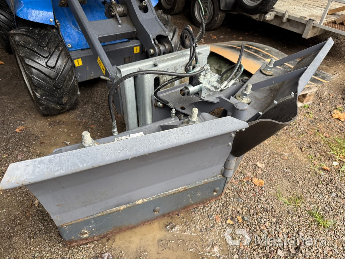 Siringe T1500 Vikplog Siringe 1,5m Avantfäste - Отвал для снега: фото 5 Siringe T1500 Vikplog Siringe 1,5m Avantfäste - Отвал для снега: фото 5