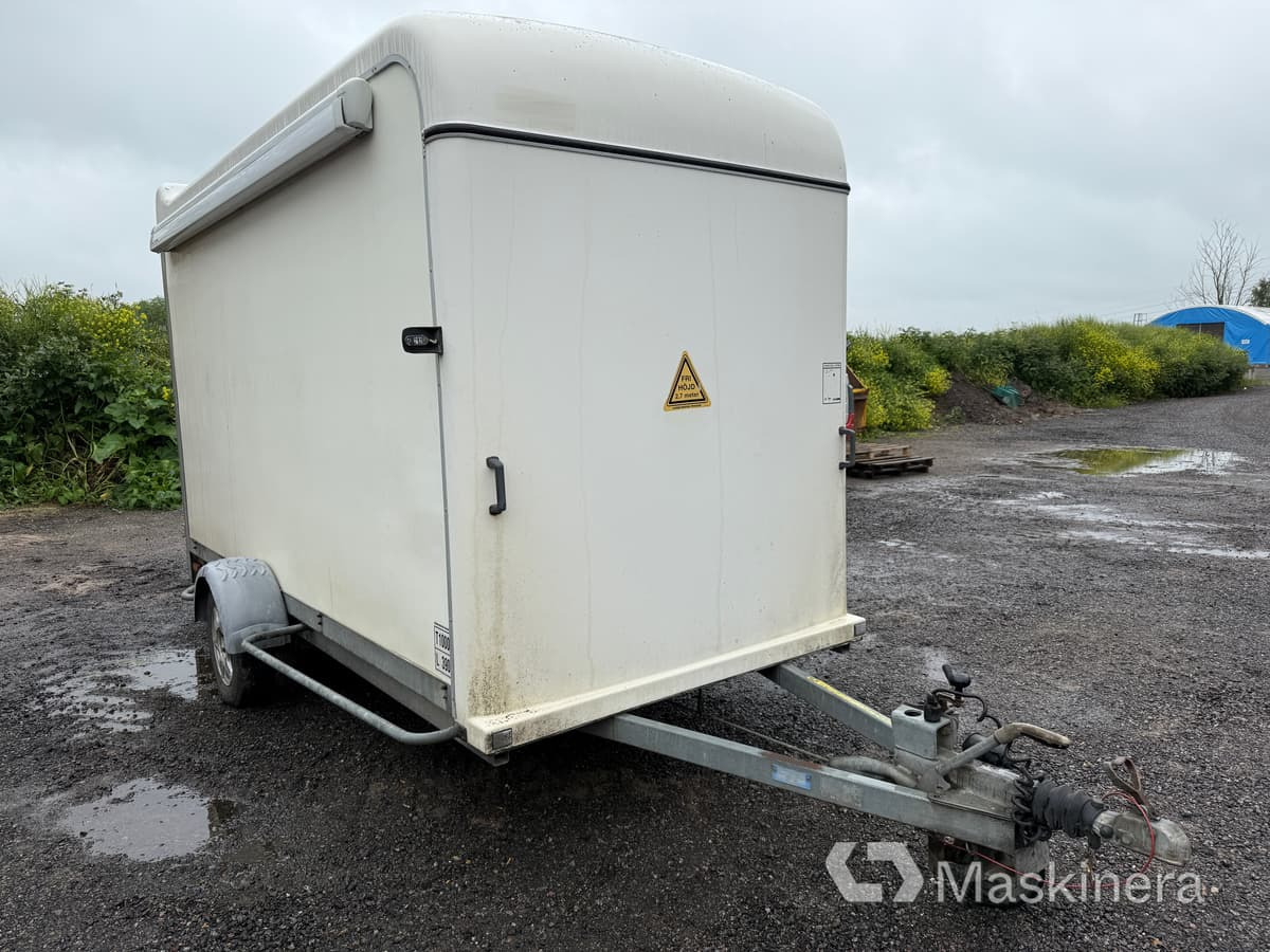 Skåpsläp Thule tgab Ce 100035R - Прицеп-фургон: фото 3 Skåpsläp Thule tgab Ce 100035R - Прицеп-фургон: фото 3