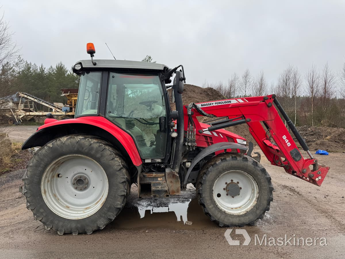 Traktor Massey Ferguson MF 5613 med Frontlastare - Трактор: фото 4 Traktor Massey Ferguson MF 5613 med Frontlastare - Трактор: фото 4