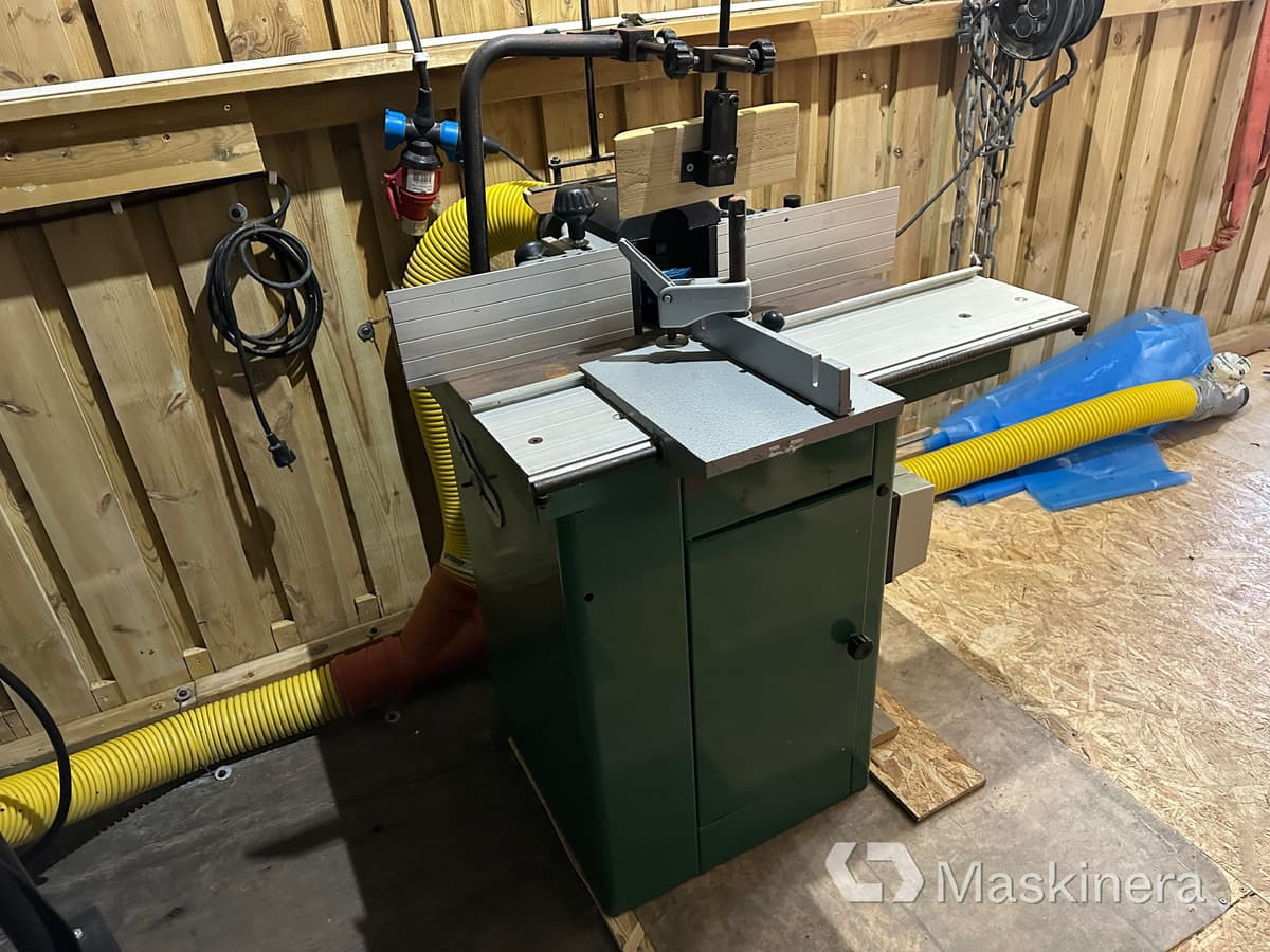 Vertikalfräs KUFO SK-28SP med LUNA spånsug - Деревообрабатывающий станок: фото 4 Vertikalfräs KUFO SK-28SP med LUNA spånsug - Деревообрабатывающий станок: фото 4