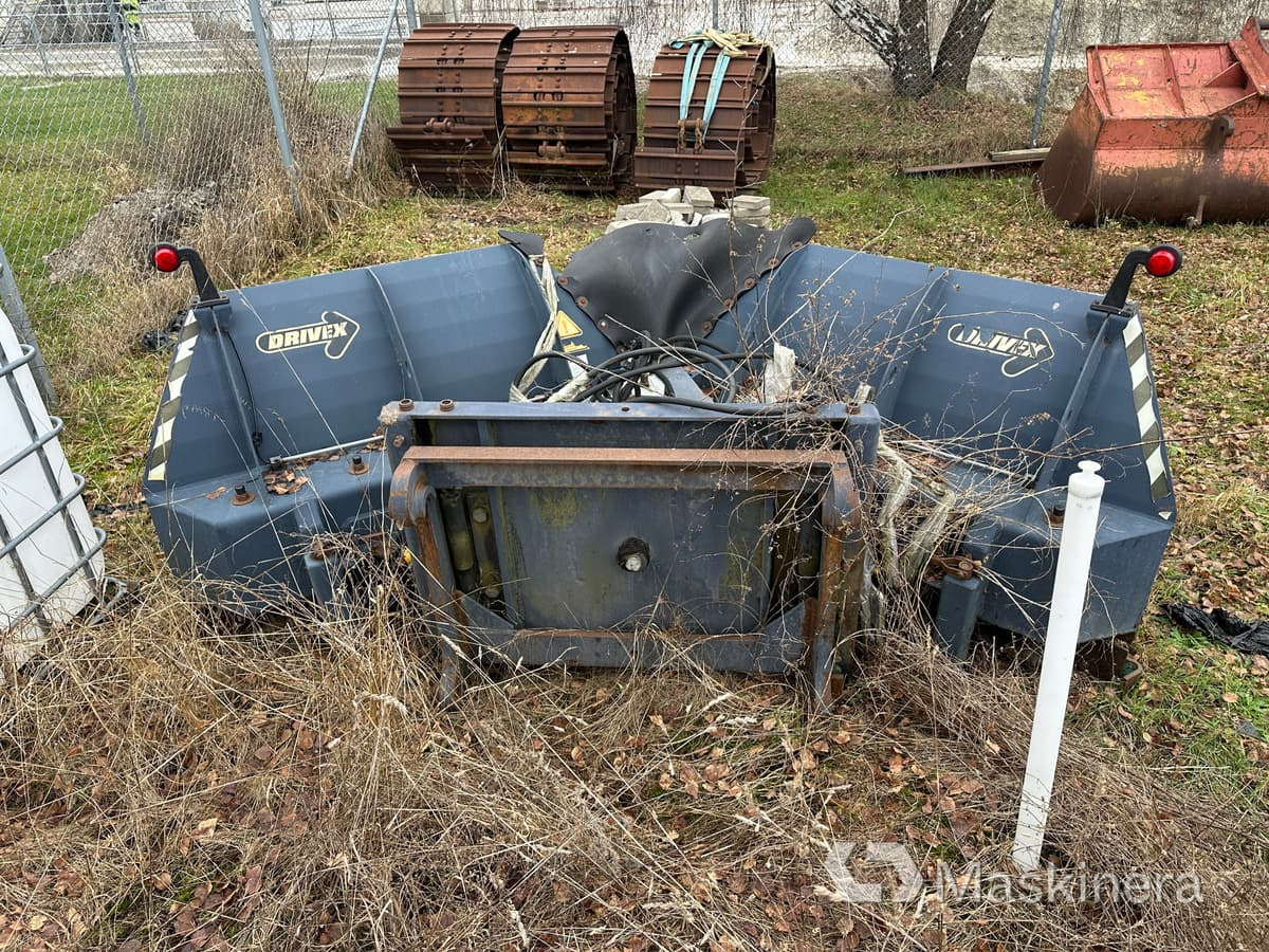 Vikplog Drivex VB 320 BM - Отвал для снега: фото 4 Vikplog Drivex VB 320 BM - Отвал для снега: фото 4