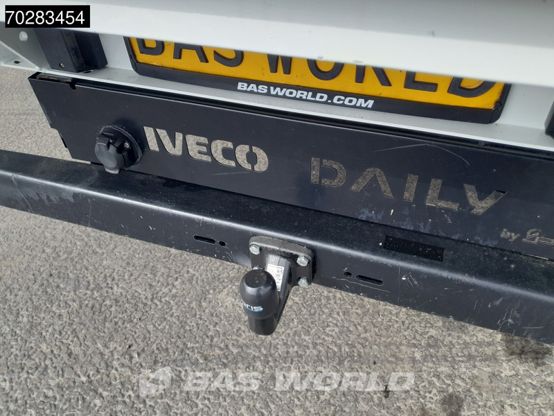 Малотоннажный самосвал Iveco Daily 35C16 Kipper met Kist Dubbel Cabine Dubbellucht 3,5t Trekhaak Airco Cruise Euro6 Kipper Tipper Benne 2m3 Airco Trekhaak Cruise c: фото 9