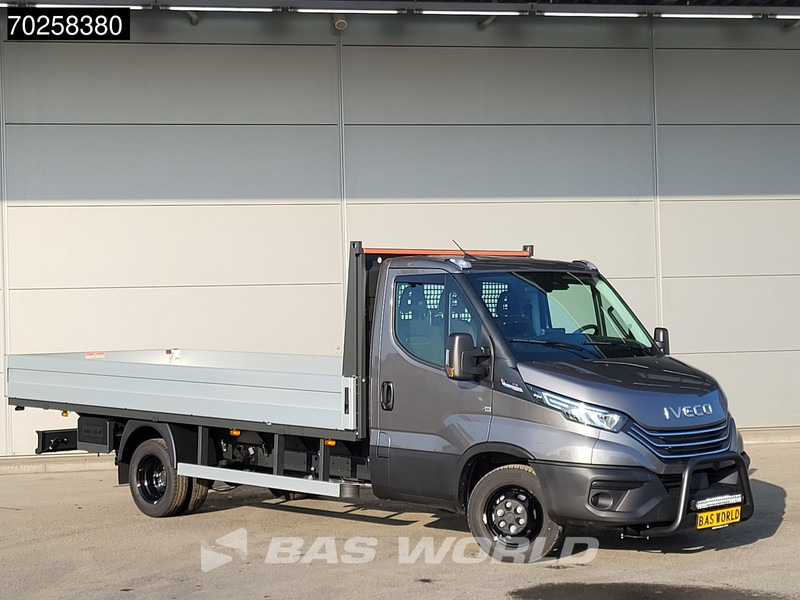 Iveco Daily 35C21 3.0 210PK Black Edition 2025model Open laadbak CarPlay ACC LED 3,5T Trekvermogen Pritsche Pickup Airco - Малотоннажный бортовой грузовик: фото 5 Iveco Daily 35C21 3.0 210PK Black Edition 2025model Open laadbak CarPlay ACC LED 3,5T Trekvermogen Pritsche Pickup Airco - Малотоннажный бортовой грузовик: фото 5