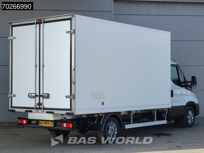 Iveco Daily 35S18 3.0L Koelwagen Achterdeuren Vriezer Thermoking V-200 MAX 220V stekker -18 LED Navi Airco ACC Koel Koeler Kühler Kühlwagen - Фургон-рефрижератор: фото 5 Iveco Daily 35S18 3.0L Koelwagen Achterdeuren Vriezer Thermoking V-200 MAX 220V stekker -18 LED Navi Airco ACC Koel Koeler Kühler Kühlwagen - Фургон-рефрижератор: фото 5