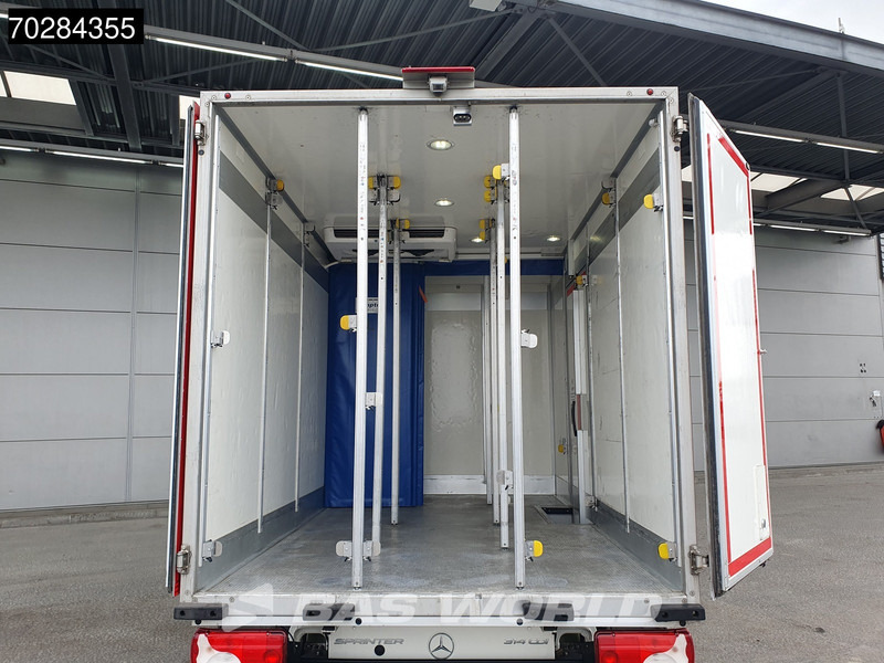 Mercedes-Benz 314 CDI Bi Temp Koelwagen Vriezer Automaat Zijdeur Thermo King V-300 Max Euro6 Koeler Koel Vries Vriezer Kühlwagen Frigo 15m3 Airco - Фургон-рефрижератор: фото 3 Mercedes-Benz 314 CDI Bi Temp Koelwagen Vriezer Automaat Zijdeur Thermo King V-300 Max Euro6 Koeler Koel Vries Vriezer Kühlwagen Frigo 15m3 Airco - Фургон-рефрижератор: фото 3
