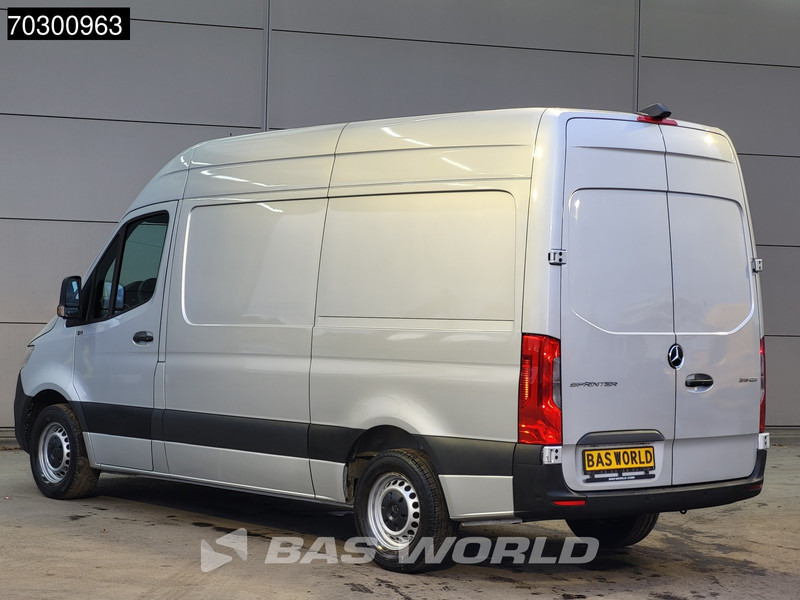Mercedes-Benz Sprinter 315 CDI Automaat L2H2 150PK Airco Camera Parkeersensoren MBUX CarPlay Euro6 L2 12m3 Airco - Легковой фургон: фото 2 Mercedes-Benz Sprinter 315 CDI Automaat L2H2 150PK Airco Camera Parkeersensoren MBUX CarPlay Euro6 L2 12m3 Airco - Легковой фургон: фото 2