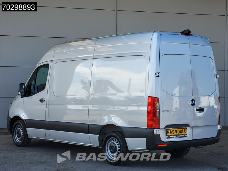 Mercedes-Benz Sprinter 315 CDI COMING SOON! Automaat L2H2 150PK Airco Camera Parkeersensoren MBUX CarPlay Euro6 L2 12m3 Airco - Легковой фургон: фото 2 Mercedes-Benz Sprinter 315 CDI COMING SOON! Automaat L2H2 150PK Airco Camera Parkeersensoren MBUX CarPlay Euro6 L2 12m3 Airco - Легковой фургон: фото 2