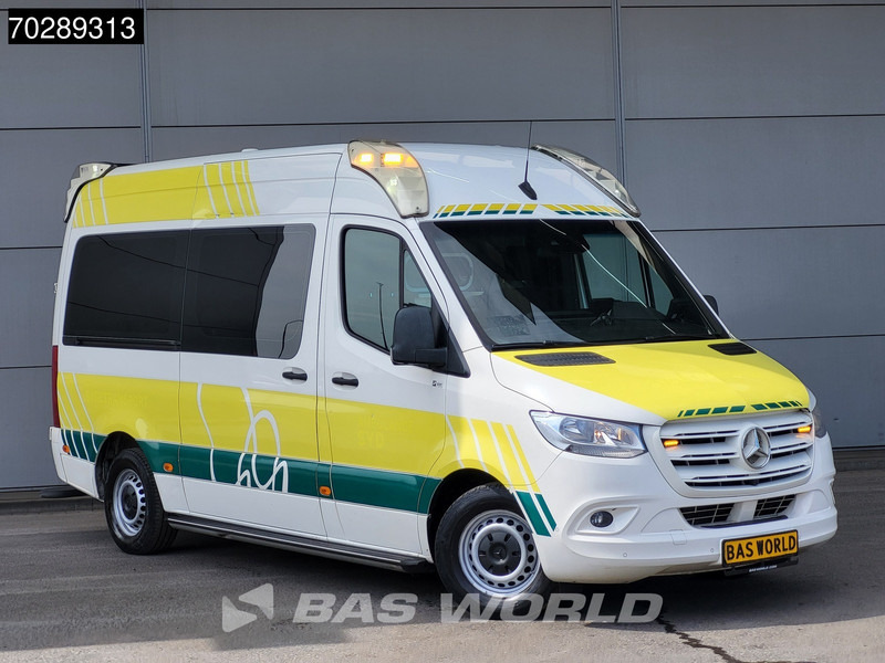 Mercedes-Benz Sprinter 316 CDI Ambulance Brancard Automaat Ziekenwagen Airco Cruise Camera Parkeersensoren Standkachel Euro6 Rettungswagen Krankenwagen - Машина скорой помощи: фото 3 Mercedes-Benz Sprinter 316 CDI Ambulance Brancard Automaat Ziekenwagen Airco Cruise Camera Parkeersensoren Standkachel Euro6 Rettungswagen Krankenwagen - Машина скорой помощи: фото 3