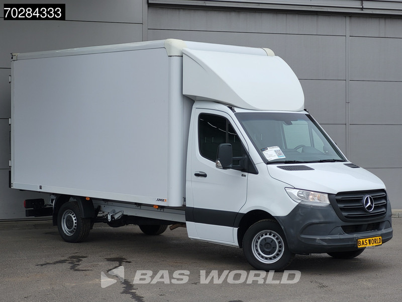 Mercedes-Benz Sprinter 317 CDI Automaat Bakwagen 170PK Achterdeuren Airco Camera Euro6 Meubelbak Koffer 21m3 Airco - Фургон с закрытым кузовом: фото 5 Mercedes-Benz Sprinter 317 CDI Automaat Bakwagen 170PK Achterdeuren Airco Camera Euro6 Meubelbak Koffer 21m3 Airco - Фургон с закрытым кузовом: фото 5