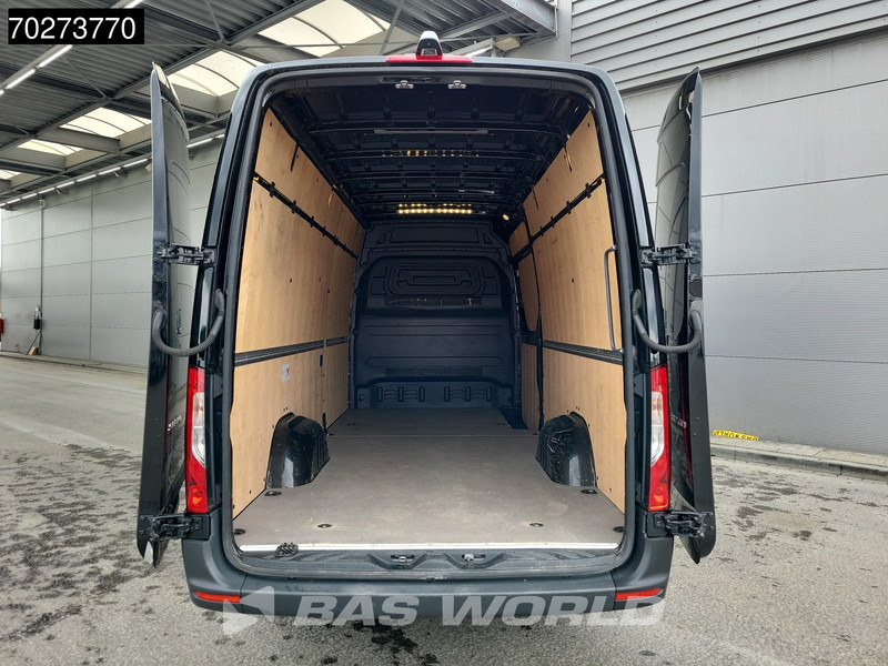 Mercedes-Benz Sprinter 317 CDI Automaat L3H2 3500kg Trekhaak 170PK Airco Camera MBUX CarPlay Euro6 L3 14m3 Airco - Цельнометаллический фургон: фото 3 Mercedes-Benz Sprinter 317 CDI Automaat L3H2 3500kg Trekhaak 170PK Airco Camera MBUX CarPlay Euro6 L3 14m3 Airco - Цельнометаллический фургон: фото 3