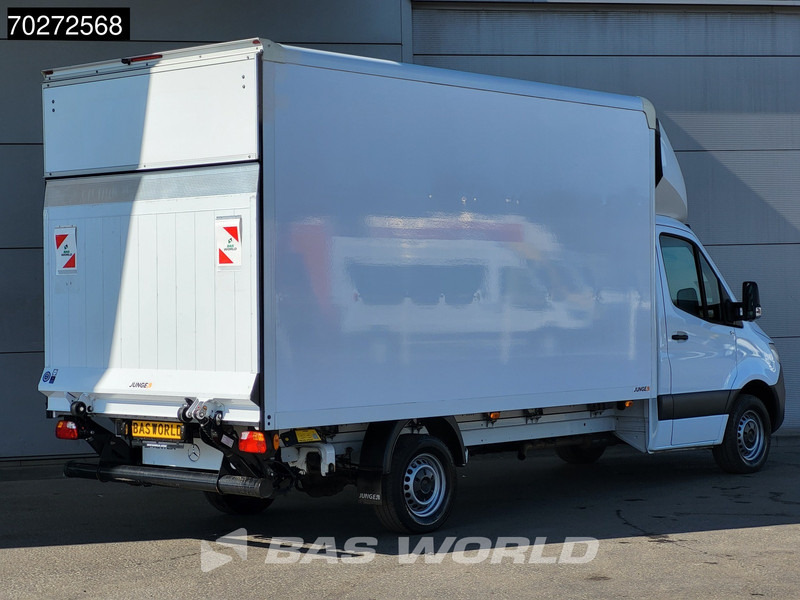 Mercedes-Benz Sprinter 317 CDI Laadklep Automaat Bakwagen 170PK Camera Airco Euro6 Meubelbak Koffer 20m3 Airco - Фургон с закрытым кузовом: фото 3 Mercedes-Benz Sprinter 317 CDI Laadklep Automaat Bakwagen 170PK Camera Airco Euro6 Meubelbak Koffer 20m3 Airco - Фургон с закрытым кузовом: фото 3