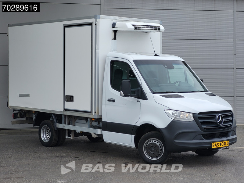 Mercedes-Benz Sprinter 515 CDI Koelwagen Dubbellucht Zijdeur Thermo King 230v-Stekker Airco Cruise MBUX CarPlay Euro6 Koel Koeler Kühl Kühler Kühlwagen - Фургон-рефрижератор: фото 3 Mercedes-Benz Sprinter 515 CDI Koelwagen Dubbellucht Zijdeur Thermo King 230v-Stekker Airco Cruise MBUX CarPlay Euro6 Koel Koeler Kühl Kühler Kühlwagen - Фургон-рефрижератор: фото 3