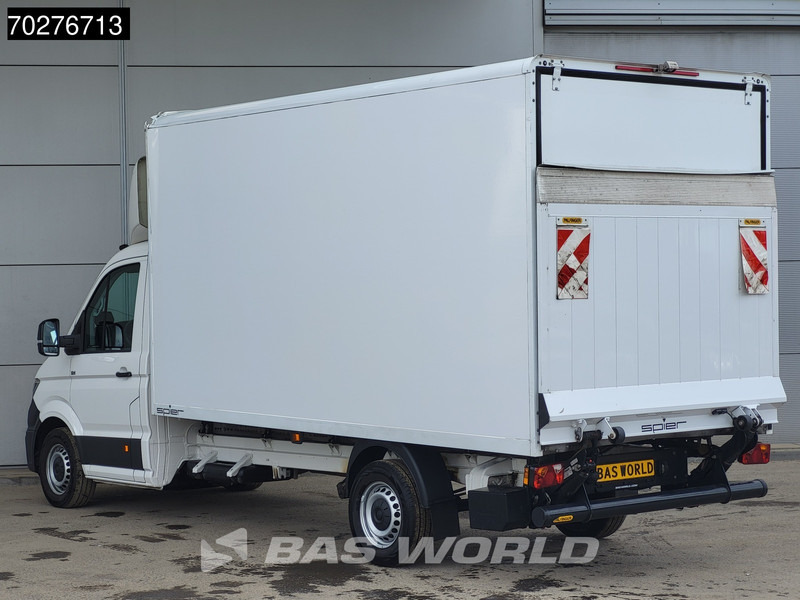 Volkswagen Crafter 177pk !!Damaged!! Automaat Laadklep Bakwagen Airco Camera Meubelbak Koffer Airco Cruise control - Фургон с закрытым кузовом: фото 2 Volkswagen Crafter 177pk !!Damaged!! Automaat Laadklep Bakwagen Airco Camera Meubelbak Koffer Airco Cruise control - Фургон с закрытым кузовом: фото 2