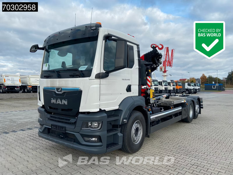 MAN TGS 26.440 6X2 NEW! Fassi 235A Crane Hyva 20-57-S Lift+ Steering Axle Euro 6 - Крюковой мультилифт, Автоманипулятор: фото 1 MAN TGS 26.440 6X2 NEW! Fassi 235A Crane Hyva 20-57-S Lift+ Steering Axle Euro 6 - Крюковой мультилифт, Автоманипулятор: фото 1