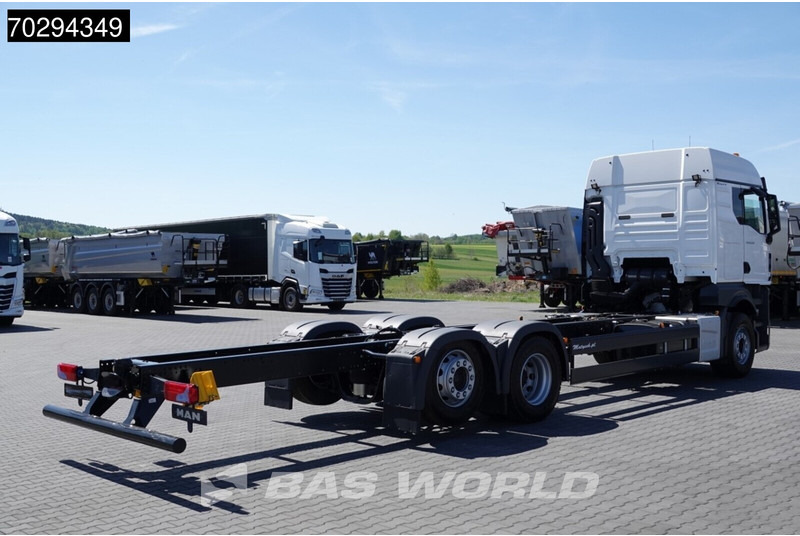 MAN TGX 26.520 TGX 6X2 Lift-Steering Axle Euro 6 - Грузовик-шасси: фото 5 MAN TGX 26.520 TGX 6X2 Lift-Steering Axle Euro 6 - Грузовик-шасси: фото 5