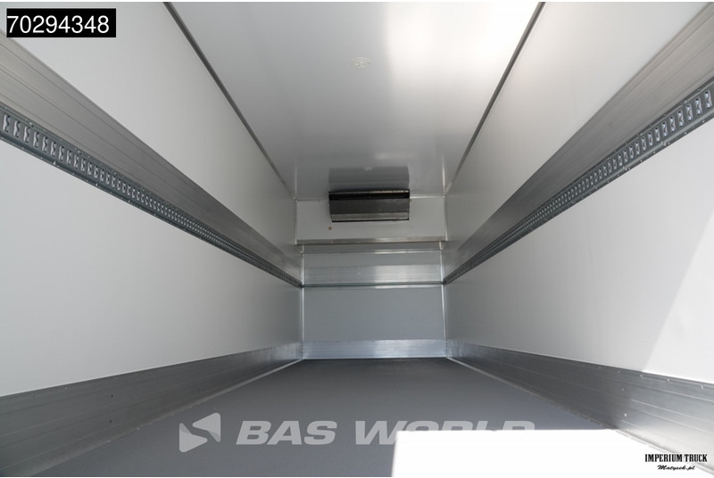 MAN TGX 26.520 TGX 6X2 Thermo King T-1000 R Automatic Lift-Steering Axle Euro 6 - Рефрижератор: фото 3 MAN TGX 26.520 TGX 6X2 Thermo King T-1000 R Automatic Lift-Steering Axle Euro 6 - Рефрижератор: фото 3