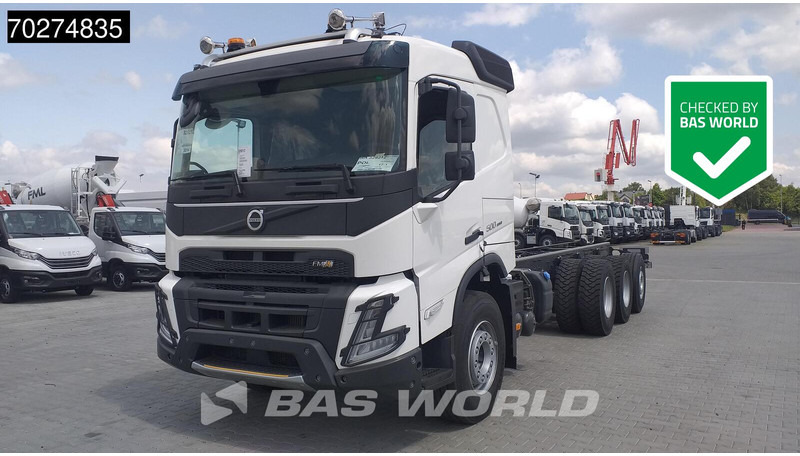 Volvo FMX 500 8X4 NEW 8x4 chassis Lift+steering axle VEB+ Euro 6 - Грузовик-шасси: фото 1 Volvo FMX 500 8X4 NEW 8x4 chassis Lift+steering axle VEB+ Euro 6 - Грузовик-шасси: фото 1