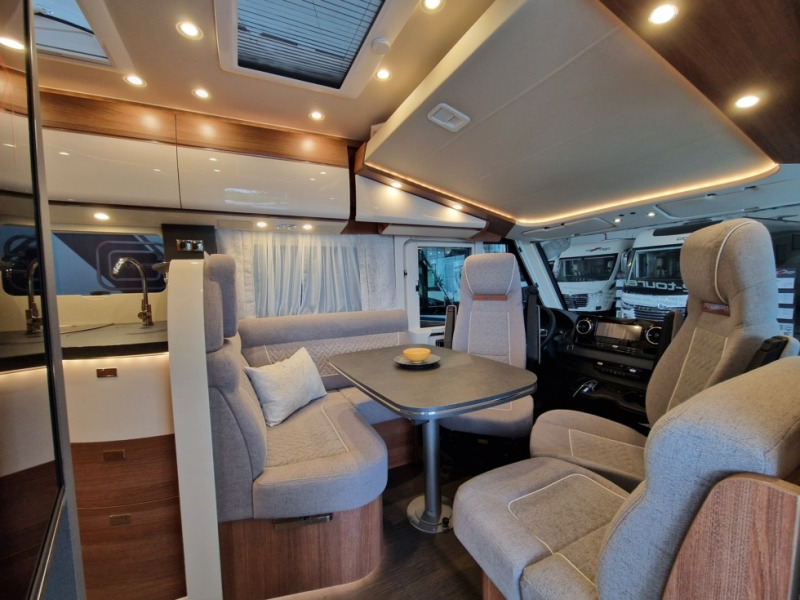 Carthago Carthago C2 Tourer I Mercedes 145 RB-LE - Интегрированный автодом: фото 4 Carthago Carthago C2 Tourer I Mercedes 145 RB-LE - Интегрированный автодом: фото 4