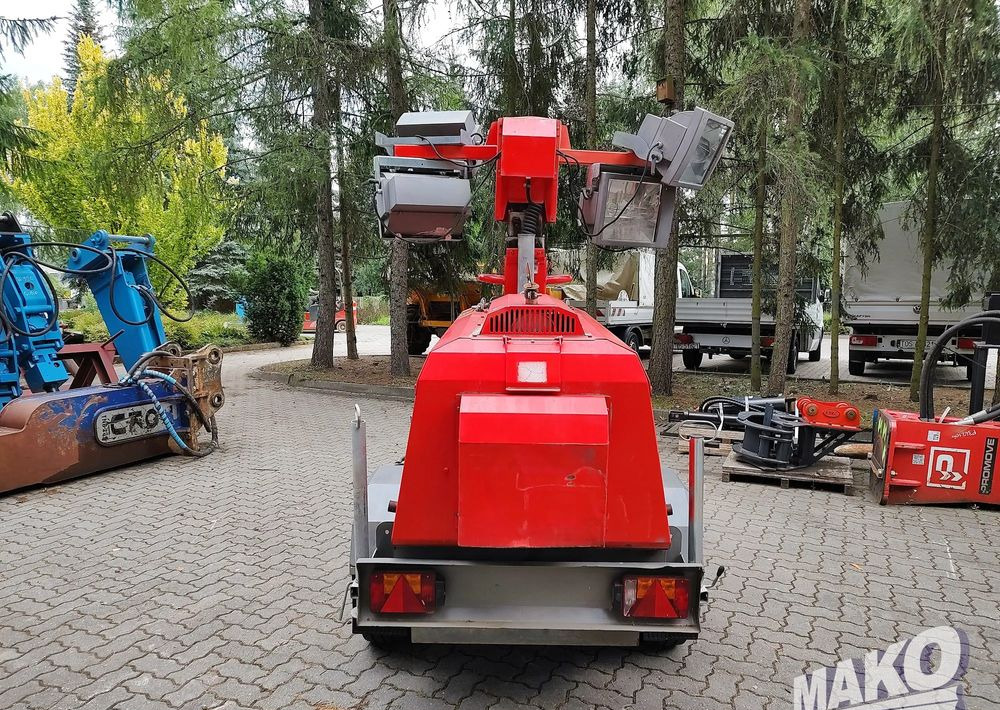 Wieża oświetleniowa Generac Superlight VT1 - Осветительная мачта: фото 4 Wieża oświetleniowa Generac Superlight VT1 - Осветительная мачта: фото 4