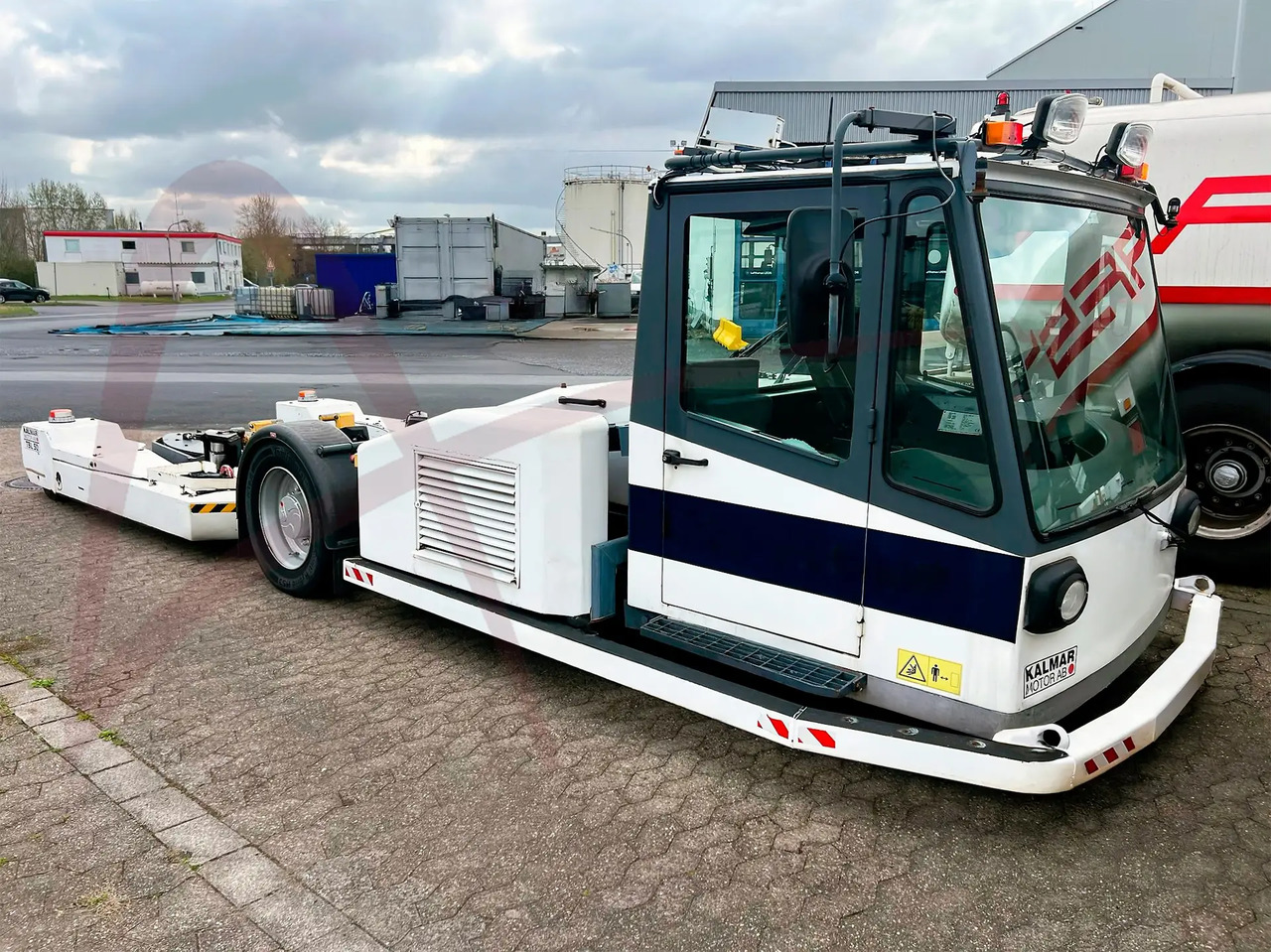 KALMAR MOTOR AB TBL 50 - Аэродромный тягач: фото 1 KALMAR MOTOR AB TBL 50 - Аэродромный тягач: фото 1