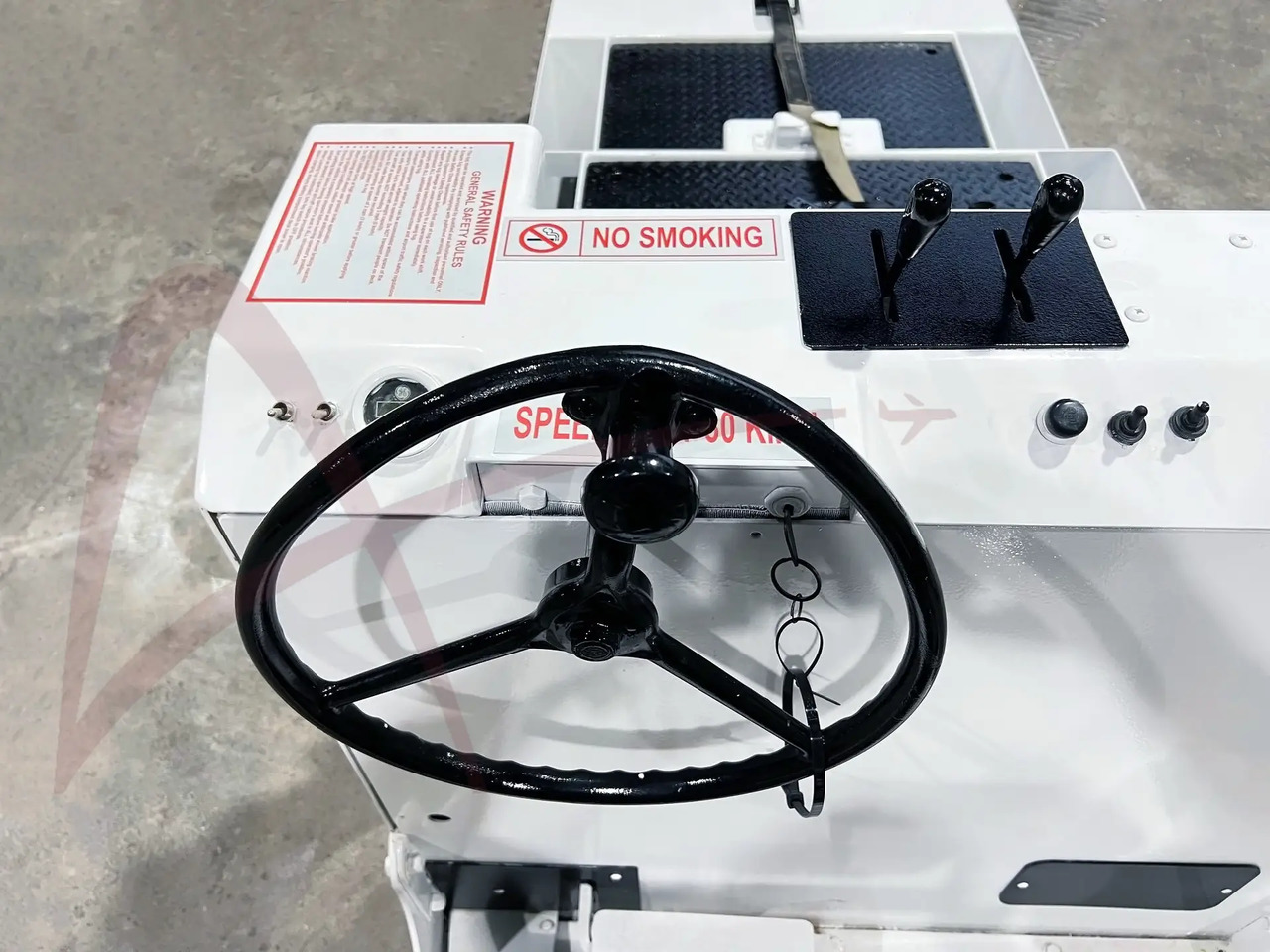 LEKTRO AP8600 - Аэродромный тягач: фото 3 LEKTRO AP8600 - Аэродромный тягач: фото 3