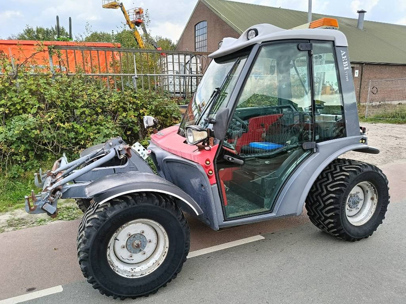 Aebi TT280 werktuigdrager maaier laag zwaartepunt - Сельскохозяйственный прицеп: фото 1 Aebi TT280 werktuigdrager maaier laag zwaartepunt - Сельскохозяйственный прицеп: фото 1