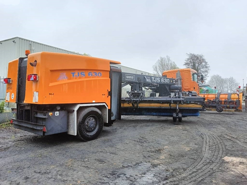 Schmidt TSJ630 man runway snow cleaning sneeuwschuif 2008 - Отвал для снега для Сельскохозяйственной техники: фото 2 Schmidt TSJ630 man runway snow cleaning sneeuwschuif 2008 - Отвал для снега для Сельскохозяйственной техники: фото 2