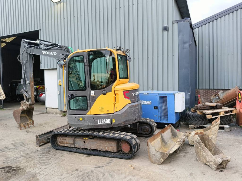 Volvo ECR 58 D rups graafmachine tracked excavator bagge - Мини-экскаватор: фото 1 Volvo ECR 58 D rups graafmachine tracked excavator bagge - Мини-экскаватор: фото 1