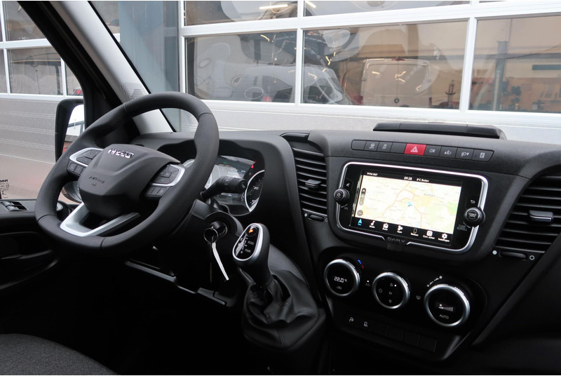 Iveco Daily 35S18HV 3.0 L2H2 AUT/ 2X SCHUIFDEUR/ CAMERA/ LED/ CRUISE/ CLIMA/ NAVI - Цельнометаллический фургон: фото 5 Iveco Daily 35S18HV 3.0 L2H2 AUT/ 2X SCHUIFDEUR/ CAMERA/ LED/ CRUISE/ CLIMA/ NAVI - Цельнометаллический фургон: фото 5