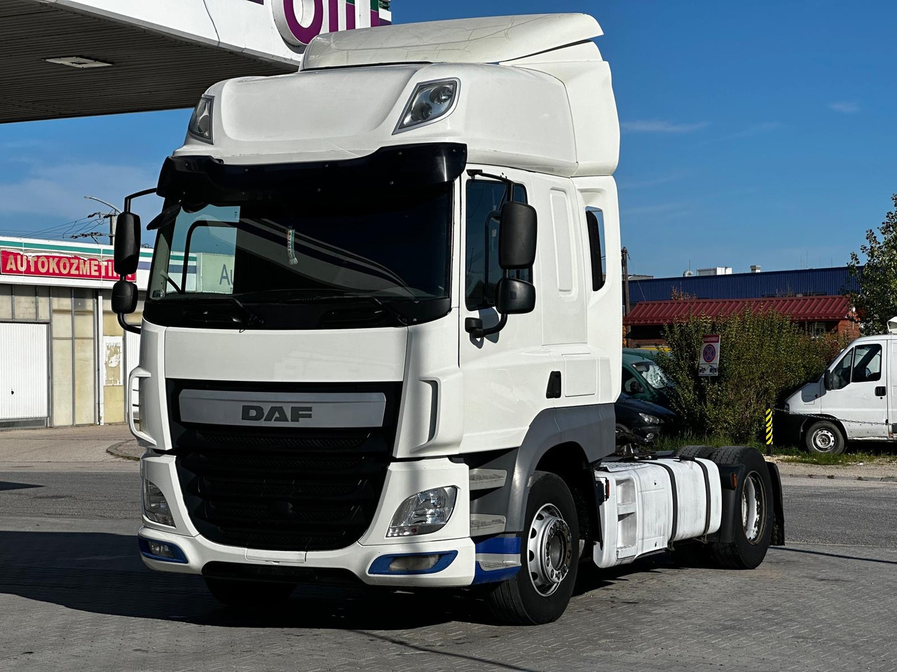 Daf Cf - Тягач: фото 1 Daf Cf - Тягач: фото 1