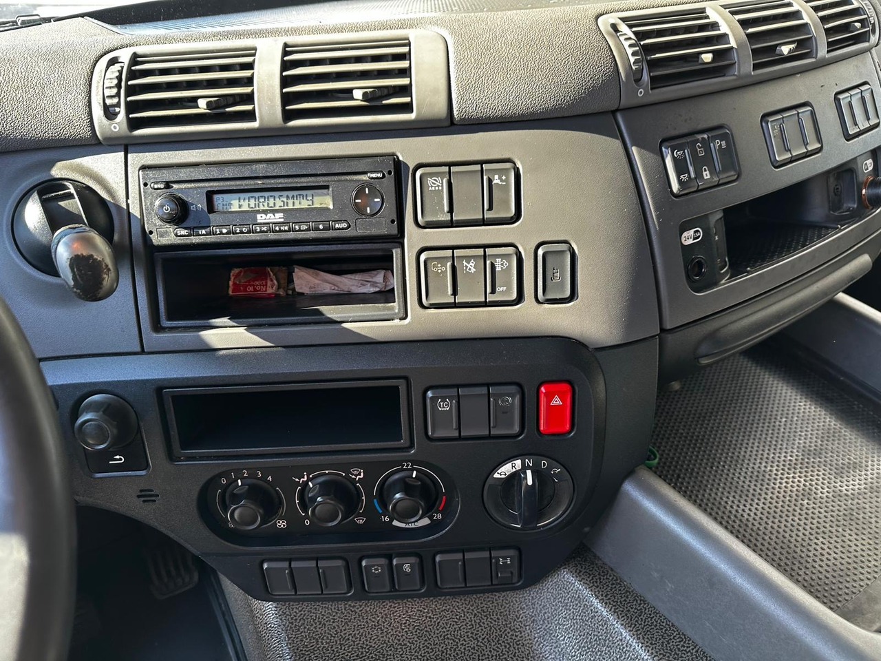 Daf Cf - Тягач: фото 5 Daf Cf - Тягач: фото 5